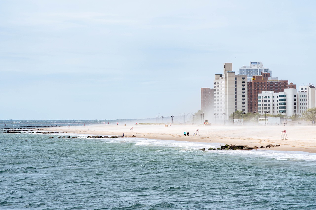 beach, sand, coney island, brooklyn, sand storm, storm, ocean, nature, water, waves, coast, shore, coastline, hotels, buildings, tourism, new york city